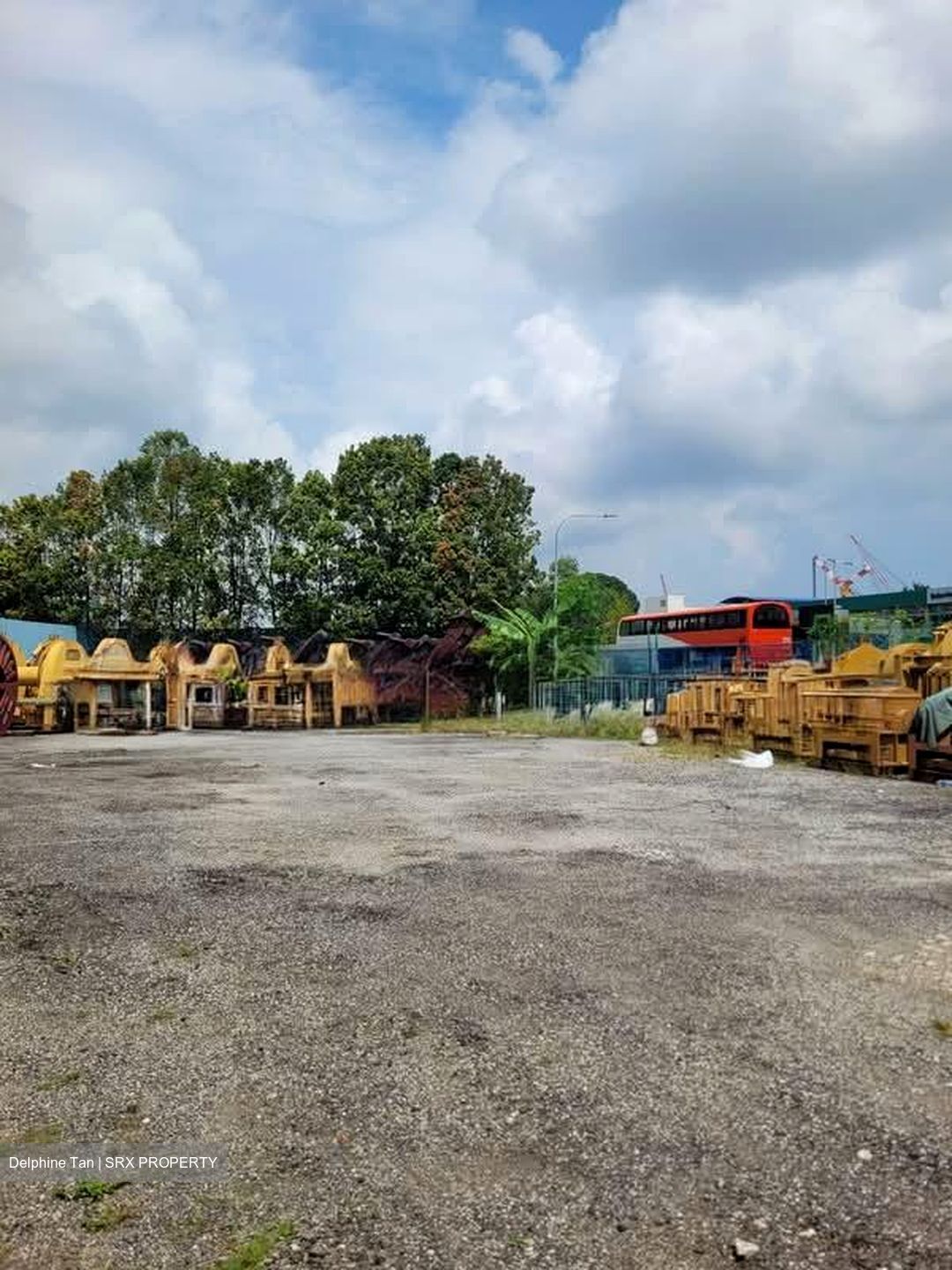 Liang Huat Industrial Complex (D22), Factory #578555721